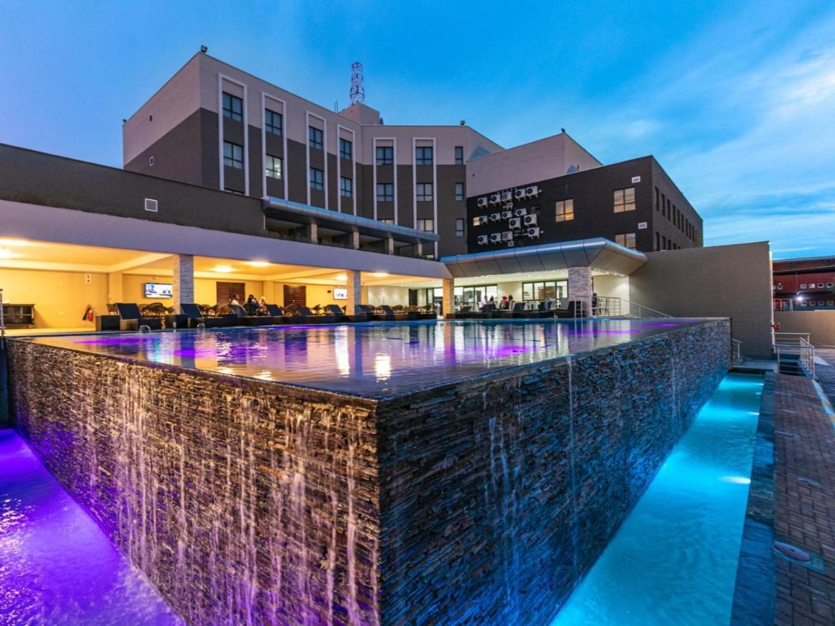 The Grand Aria Hotel And Conference Centre Gaborone Ngoại thất bức ảnh